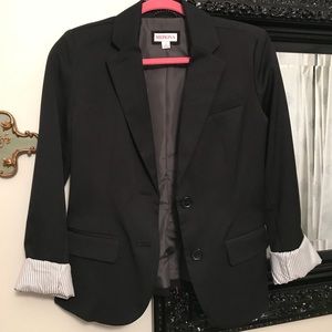 Women’s Size 2 Black Blazer - Worn once.